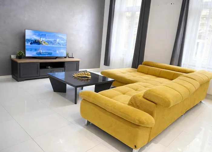 Ditroi Dreamscape - Cozy 3br Appartement Boedapest